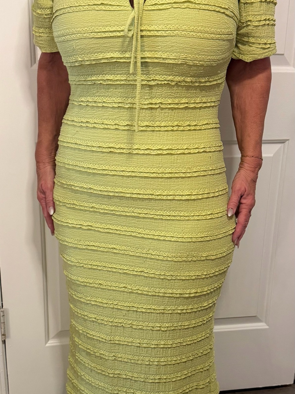 Adelyn Rae Lime Green Textured Maxi Dress – Approx. Size 12